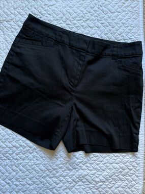 White House Black Market Chino Shorts (size 0)